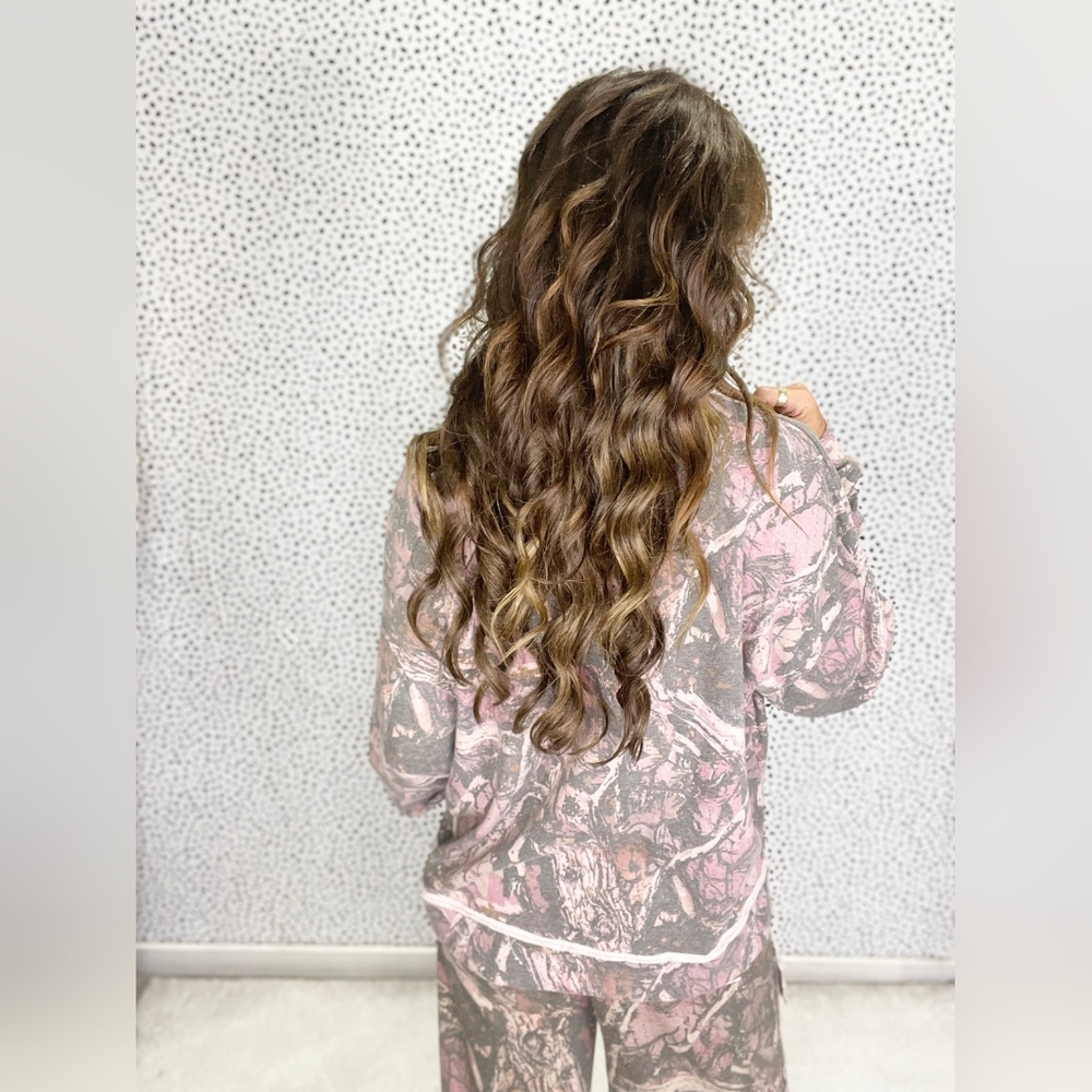 ​J. Her Pink Camo High-Low Oversized Crewneck Terrycloth Sweatshirt Boutique - Picture 2 of 6